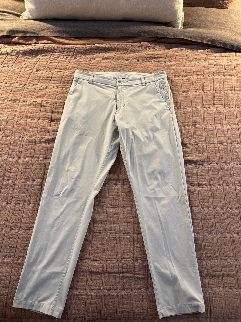Lululemon ABC Classic Fit Trousers in Stone - 34x30